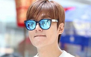 Lee Min Ho bẽn lẽn, nữ tính tại sân bay